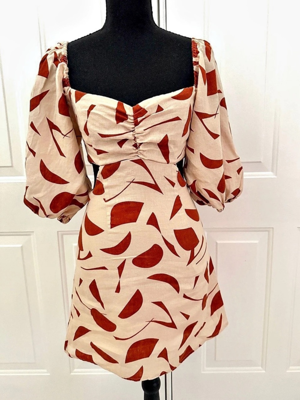 ASTR The Label Heather Mini Dress Cream & Red XS